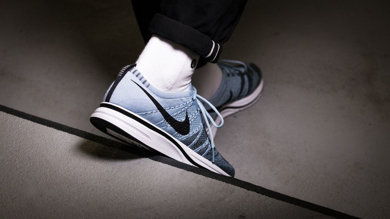 Cirrus blue flyknit outlet trainer